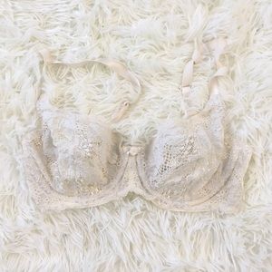 Victoria’s Secret Lace Sexy Bra 36D